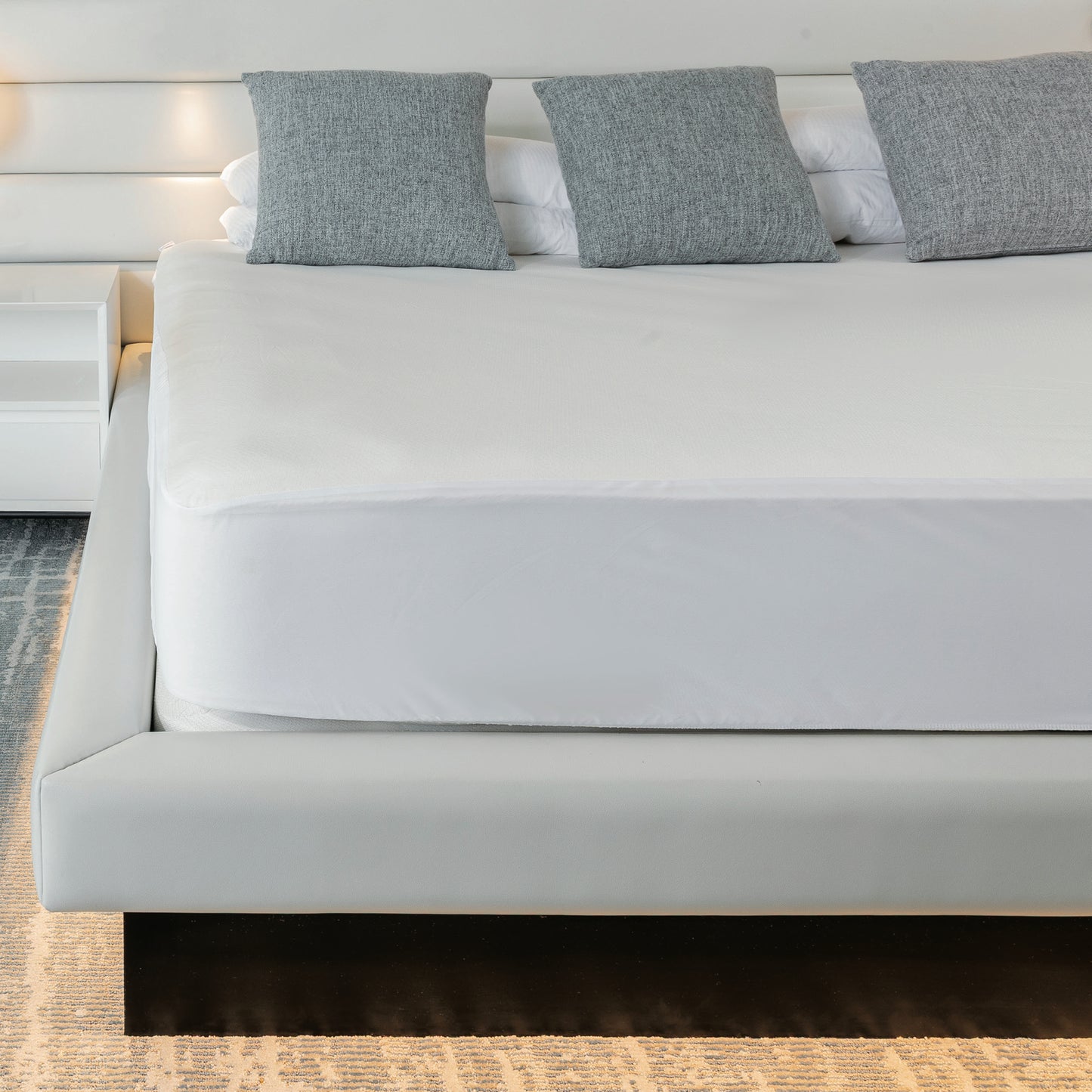 Classic Waterproof Fitted Mattress Protector